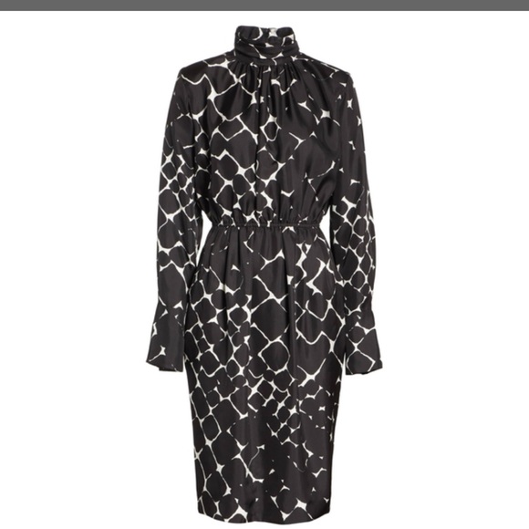 Marc Jacobs Black Abstract Print Silk Dress - Picture 4 of 11